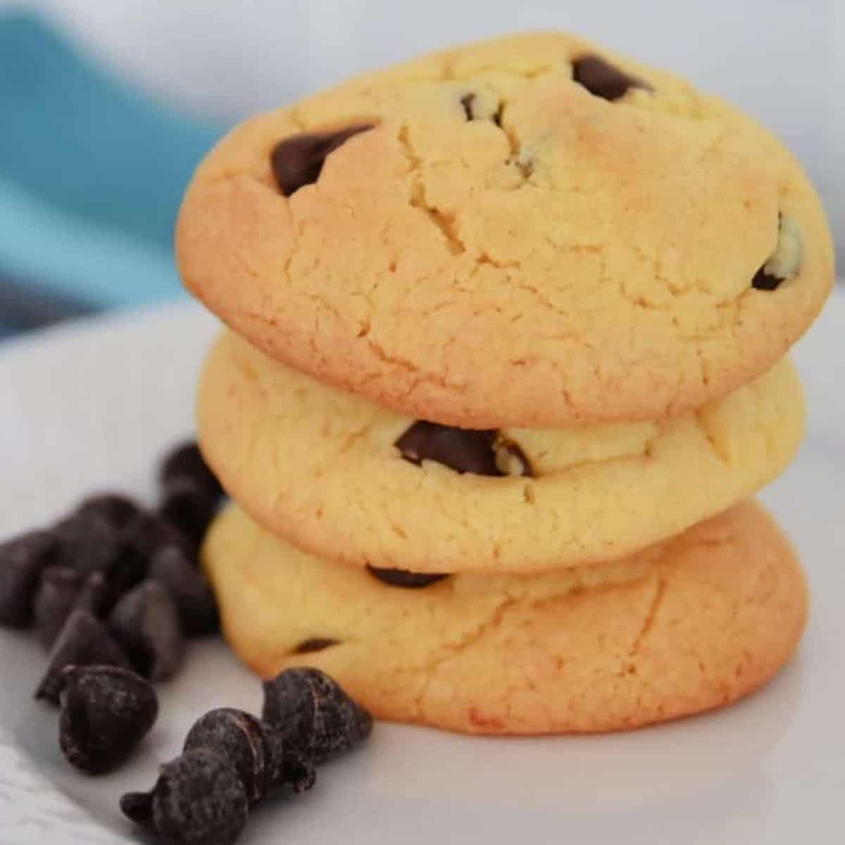 Cake Mix Chocolate Chip Cookies in the Air Fryer