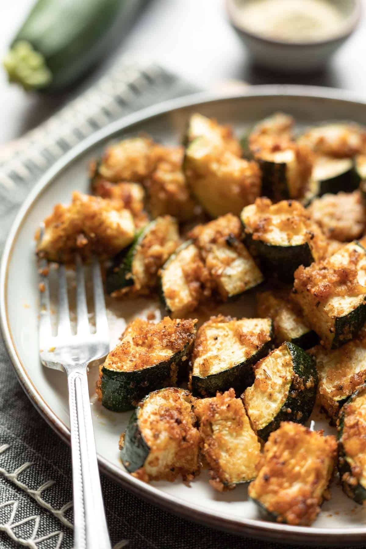 easy-air-fryer-zucchini